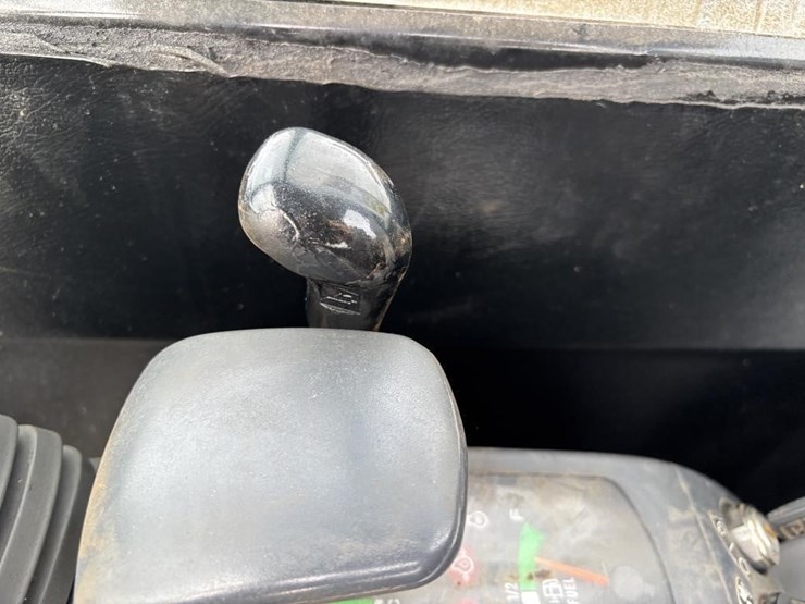 2023-caterpillar-305.5e2-image-34