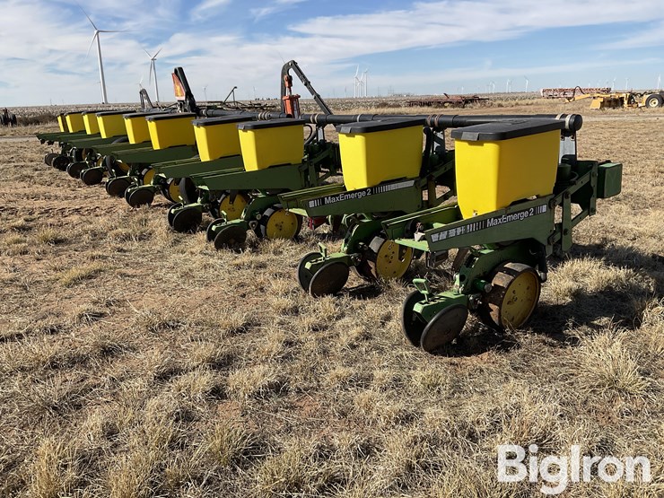 john-deere-7300-image-5