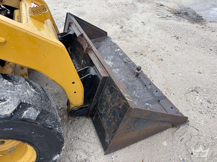 caterpillar-262c-image-8