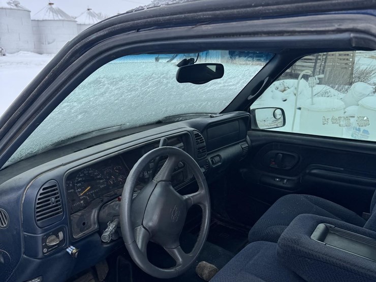 chevrolet-silverado-1500-image-8