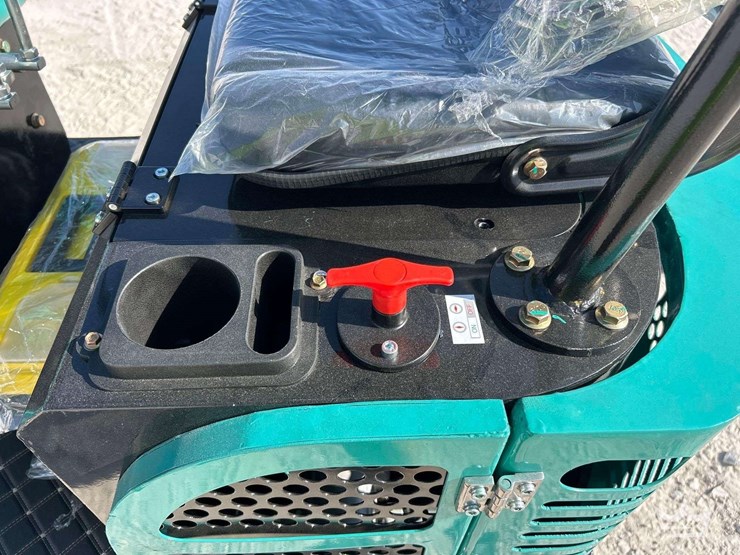 unused-2025-cfg-industrial-qh12r-mini-excavator-image-9