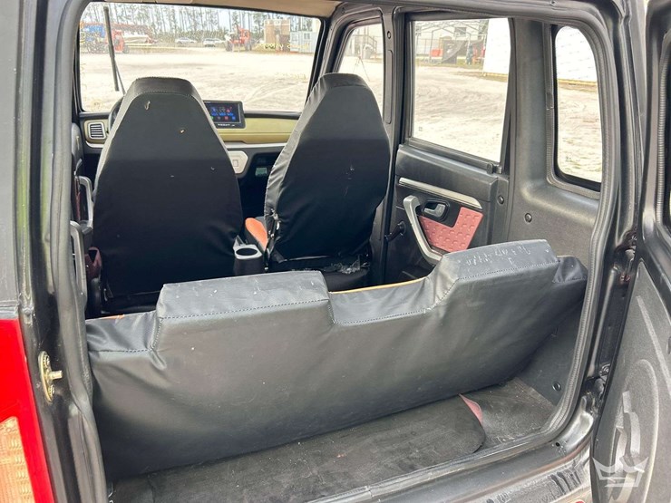 2024-meco-m-y-4-passenger-electric-car-image-16