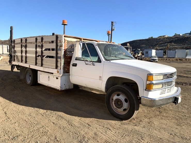 chevrolet-3500-image-3