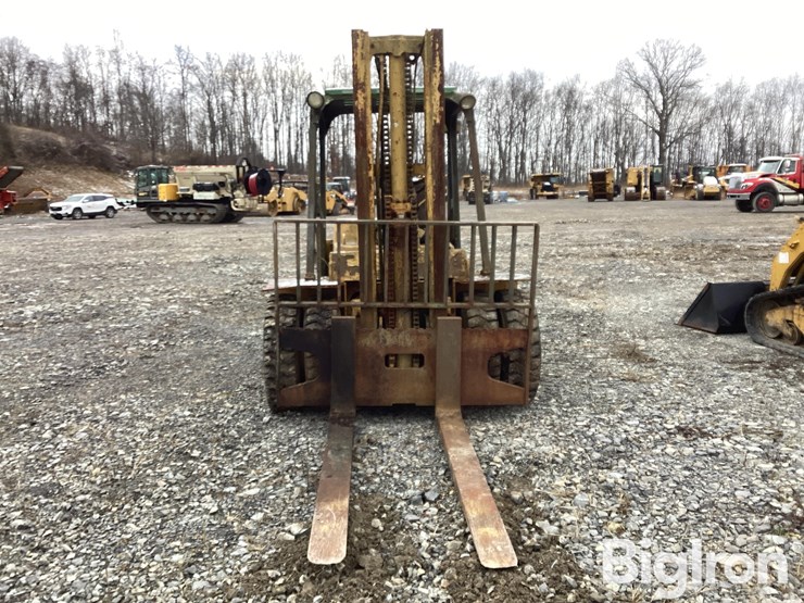 caterpillar-v80d-image-2