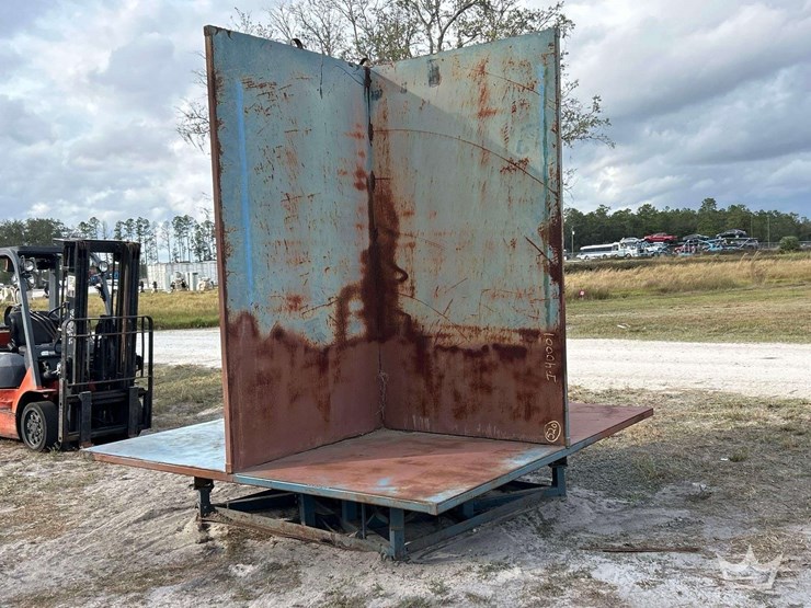 4-section-rolling-metal-divider-image-1