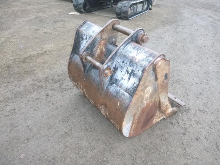 caterpillar-36-image-3