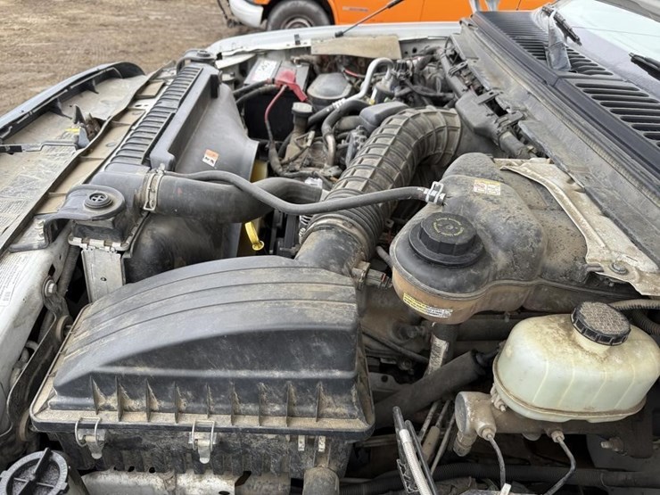 2006-ford-f450-image-29