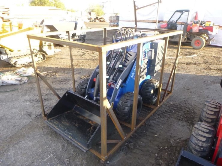 2025-agt-mx-mrw14-skid-steer-loader-image-1