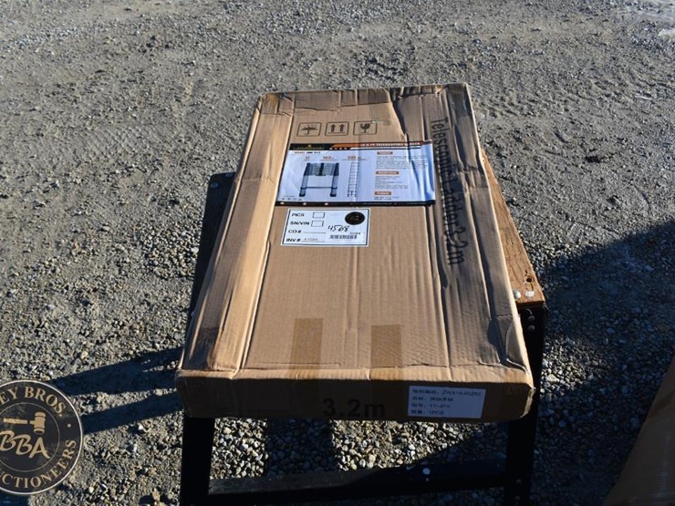 landhonor-10.5ft-telescoping-ladder-image-1