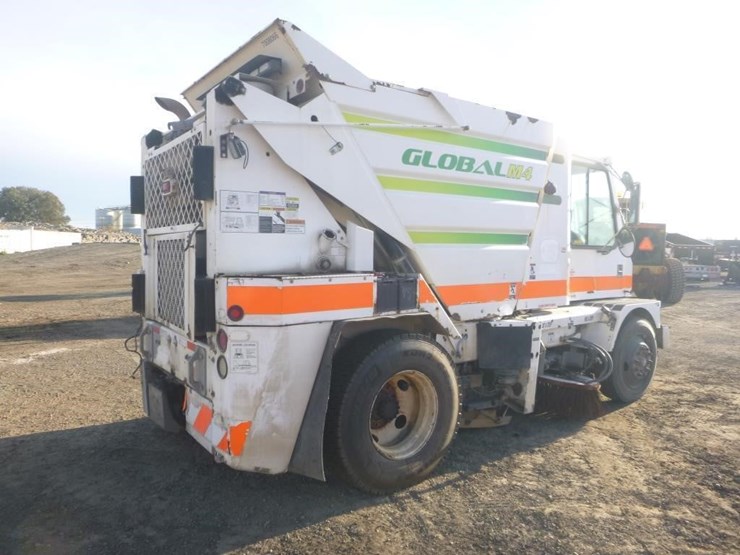 2013-global-m4-sweeper-image-3