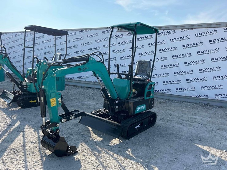 unused-2025-cfg-industrial-qh12r-mini-excavator-image-1