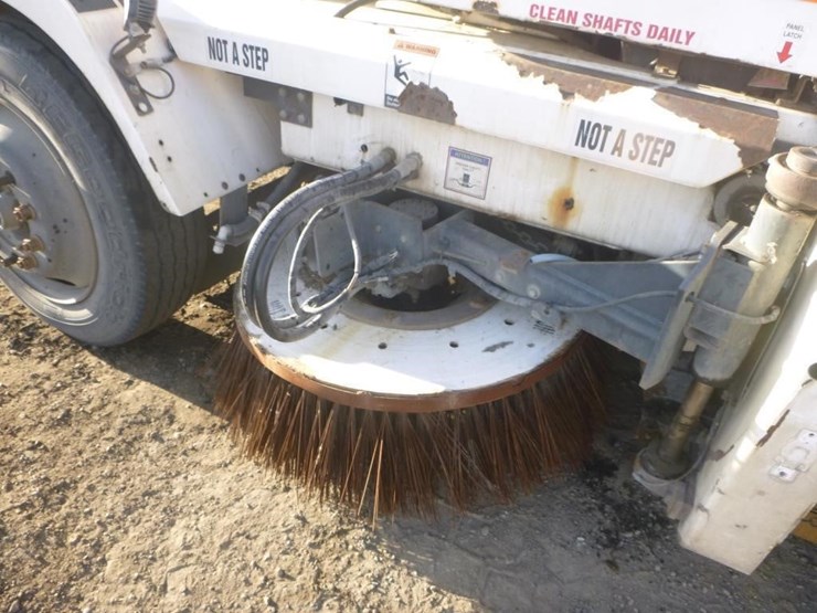 2013-global-m4-sweeper-image-12