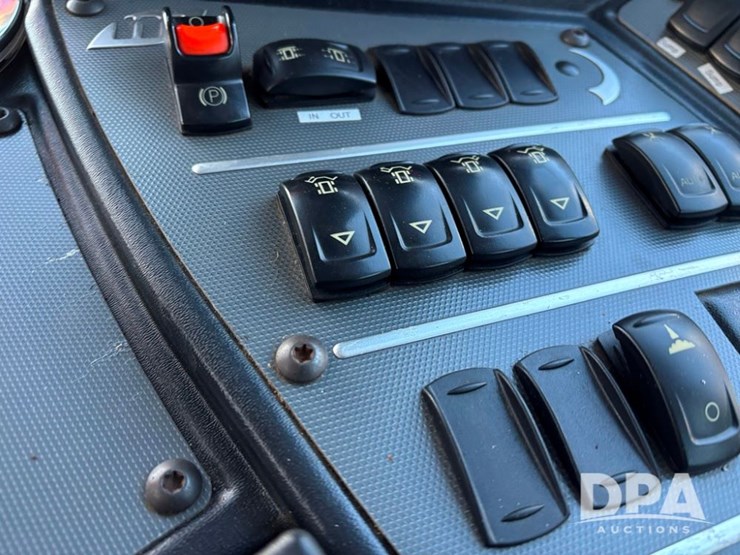 miller-nitro-5240-image-61