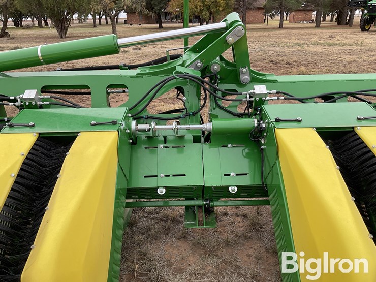 john-deere-sh12f-image-11