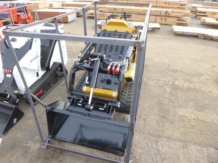 2025-cfg-kkt-(a)27-skid-steer-track-loader-image-5