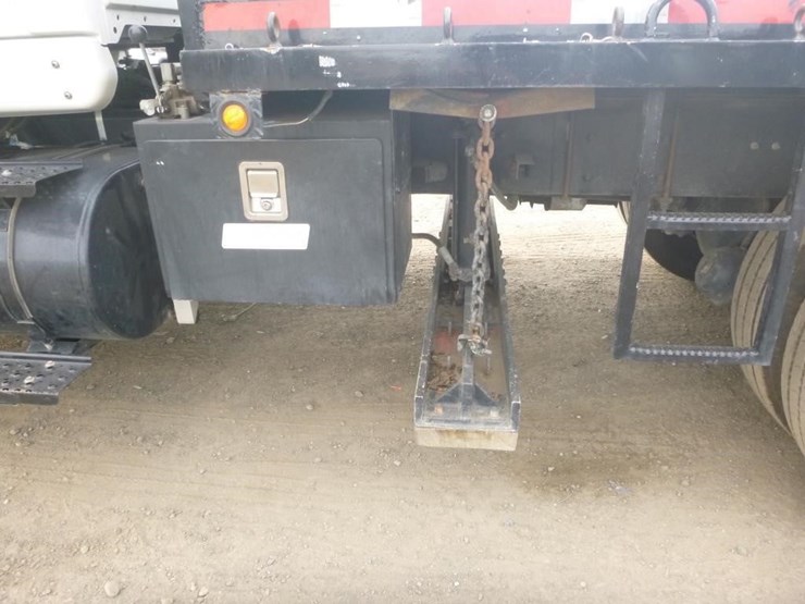 international-7600-image-14