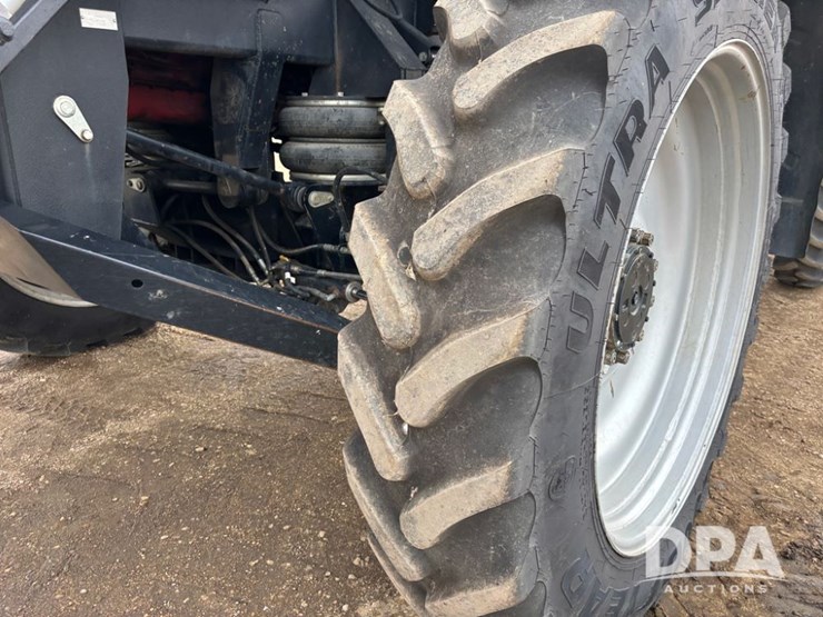 2018-case-ih-810-image-75