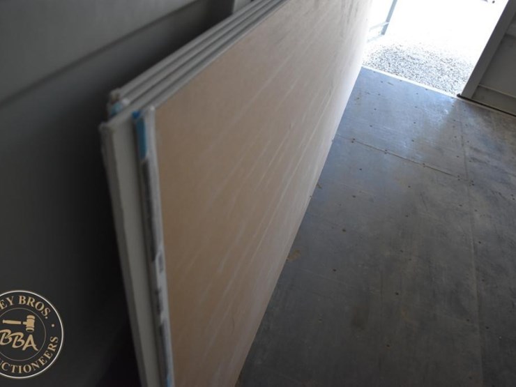 assorted-full-sheets-of-drywall-image-2