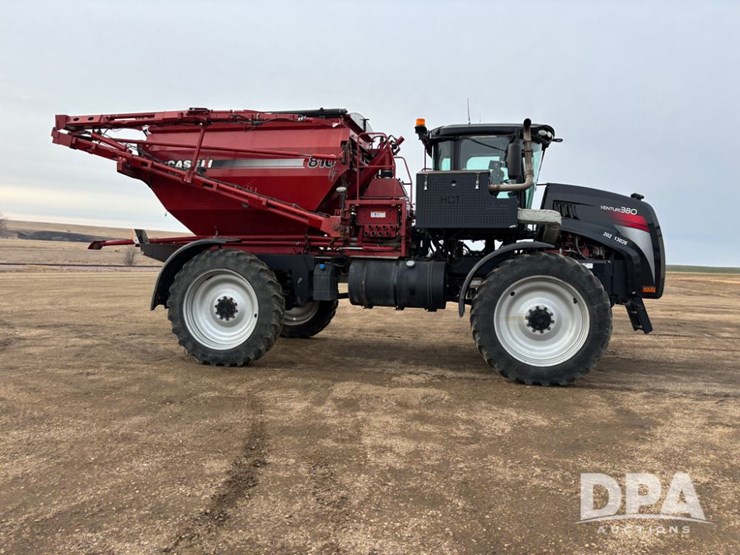 2018-case-ih-810-image-3