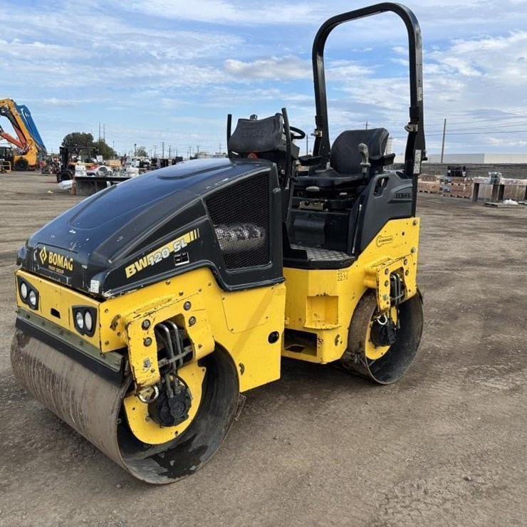2017 BOMAG BW120
