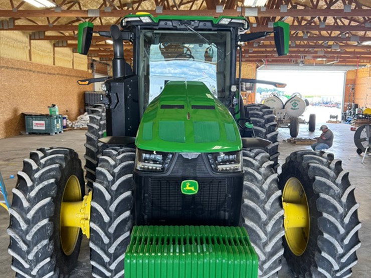 john-deere-8r-410-image-2