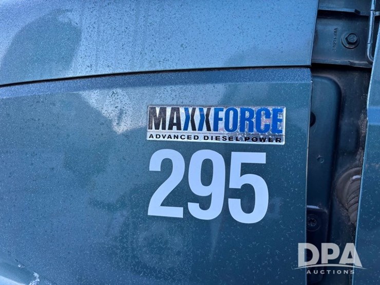 international-prostar-image-14