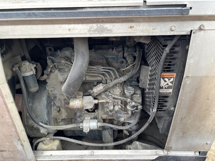 lincoln-electric-vantage-300-image-6