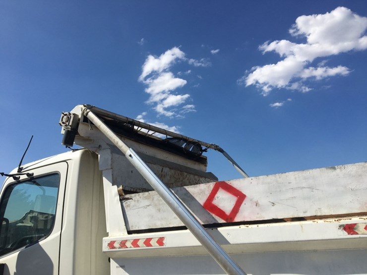 2012-hino-338-image-15