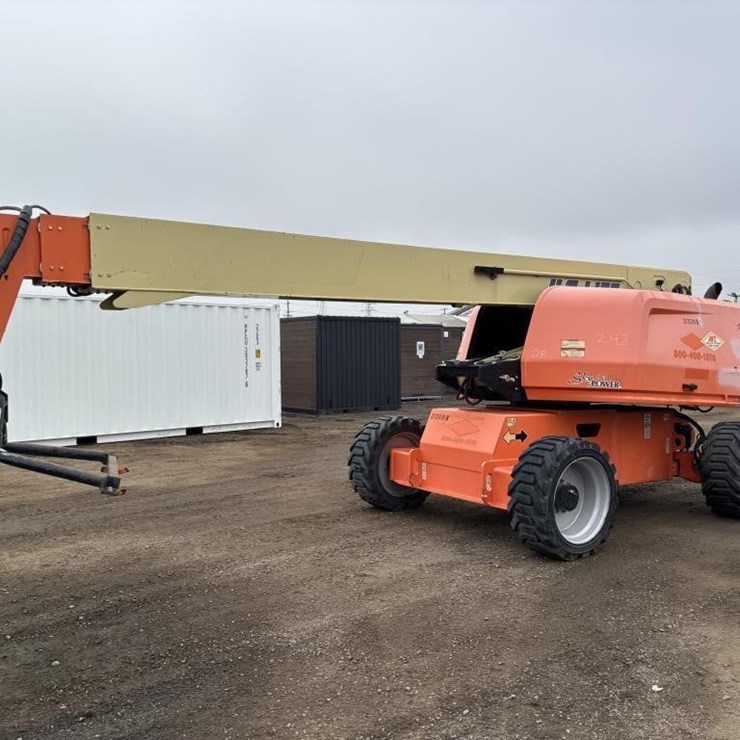JLG 600S