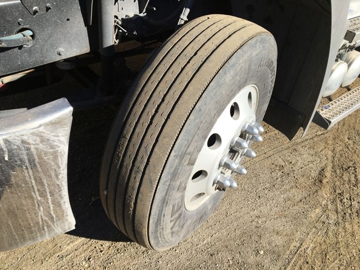 2014-mack-cxu613-truck-tractor,-image-13