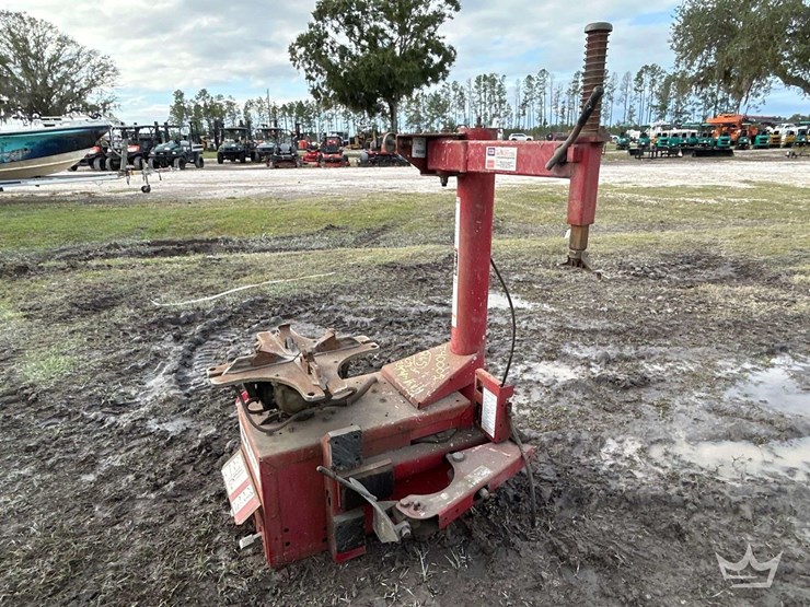 coats-5040a-tire-changer-machine-image-10