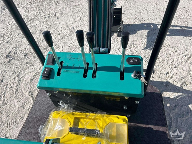 unused-2025-cfg-industrial-mx12rx-mini-excavator-image-10