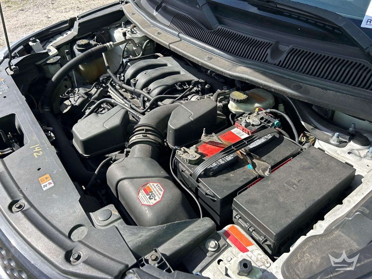 2014-ford-explorer-suv-image-8