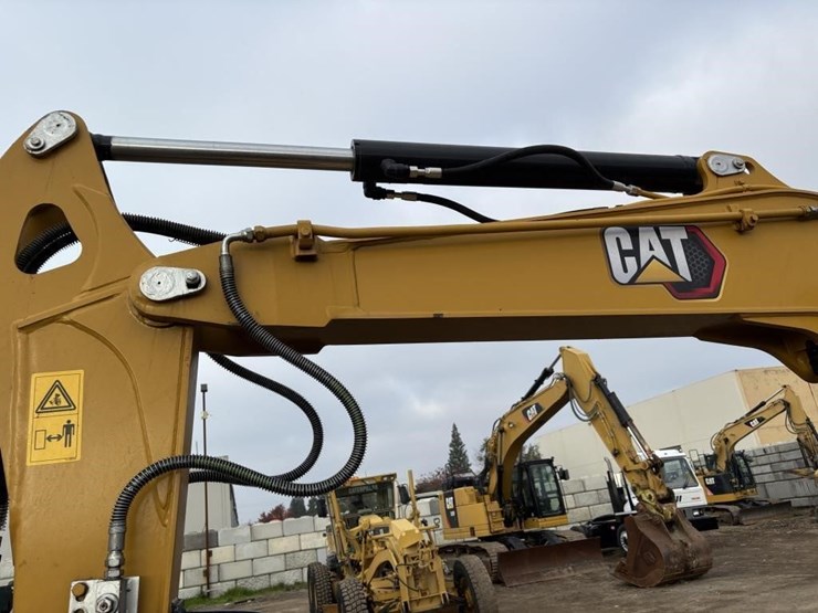 2023-caterpillar-305.5e2-image-20