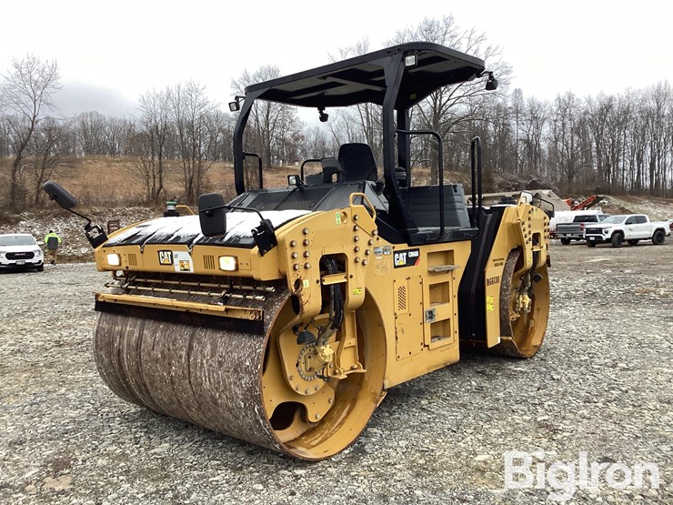 caterpillar-cb66b-image-1