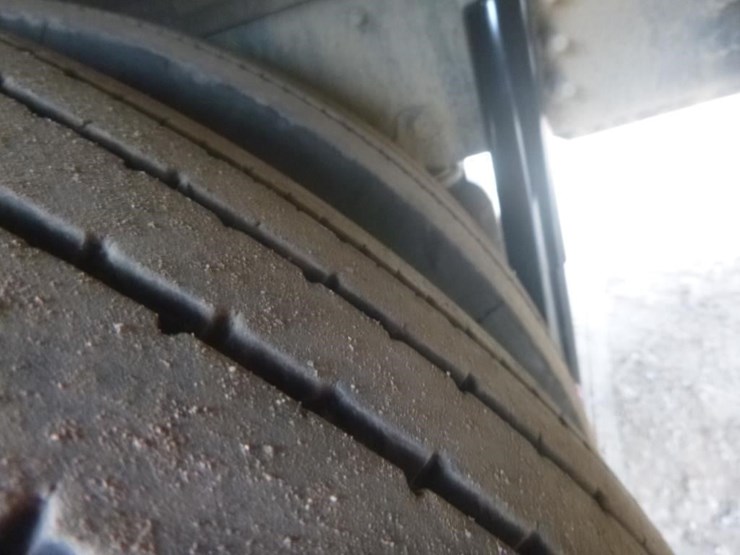 2016-ford-f650-xlt-image-26