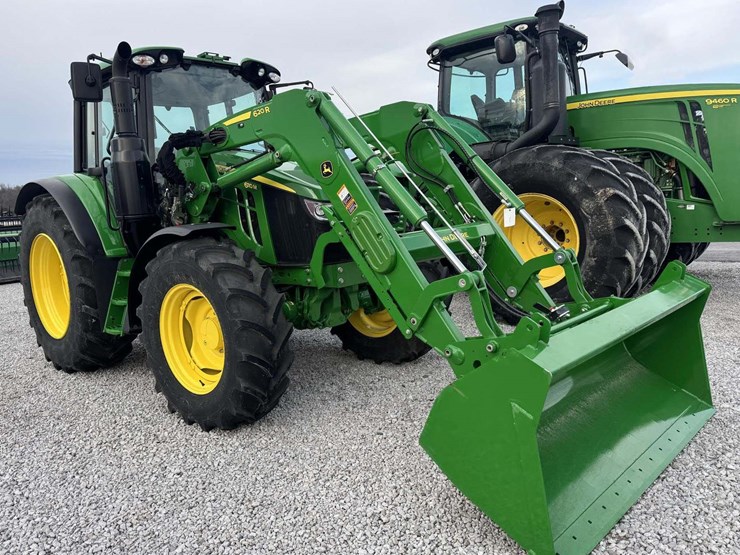 2024-john-deere-6110m-image-1