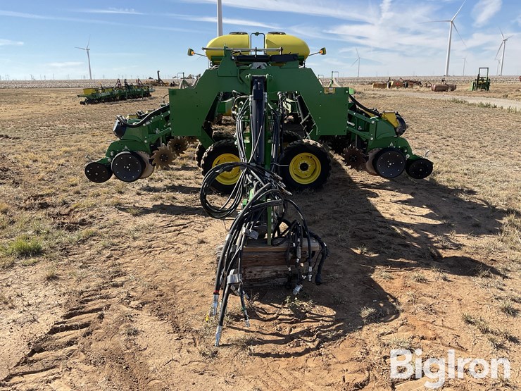 john-deere-db90-image-2