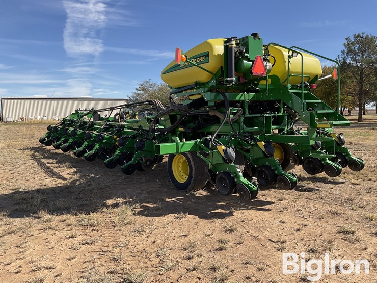 john-deere-db90-image-7