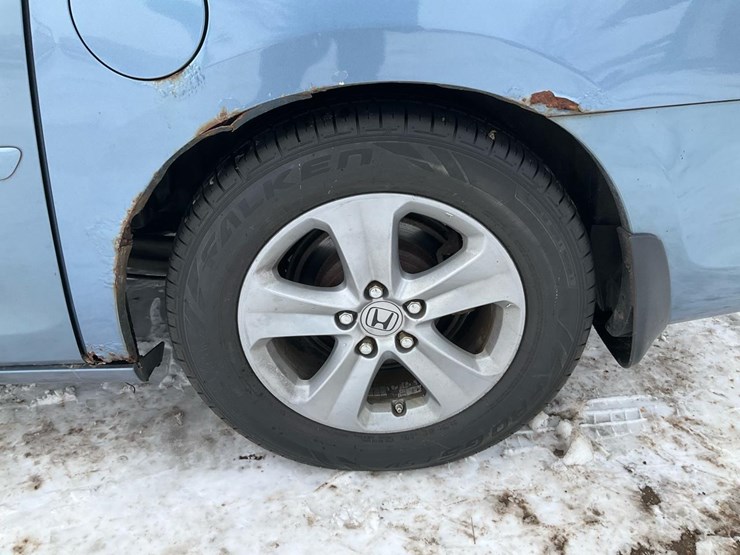 2010-honda-odyssey-touring-image-21