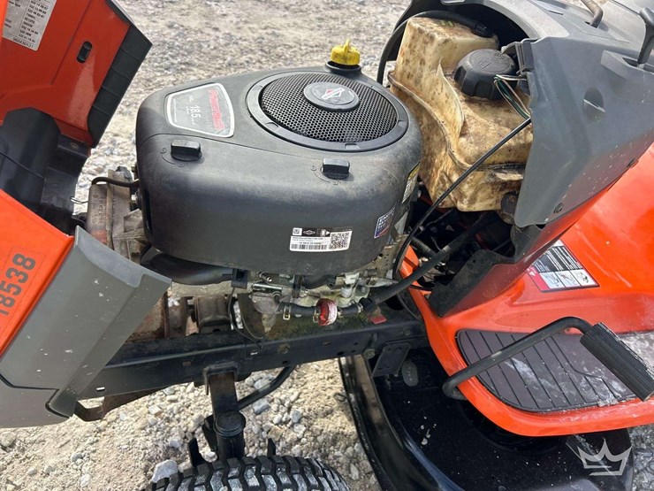 2012-husqvarna-lth18538-38"-riding-mower-image-6
