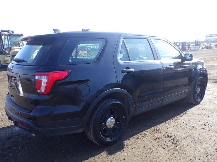 ford-explorer-image-3