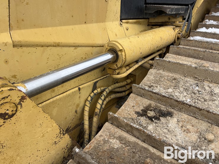 2008-caterpillar-d6n-xl-image-12