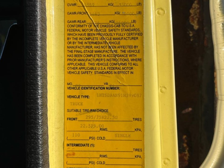 international-4900-image-9