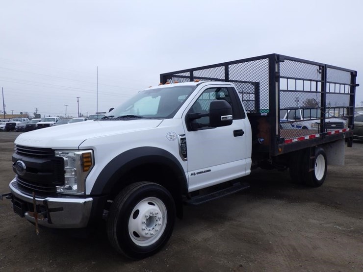 ford-f450-image-1
