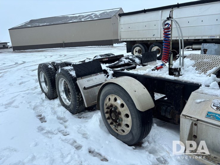 2012-international-prostar-image-46