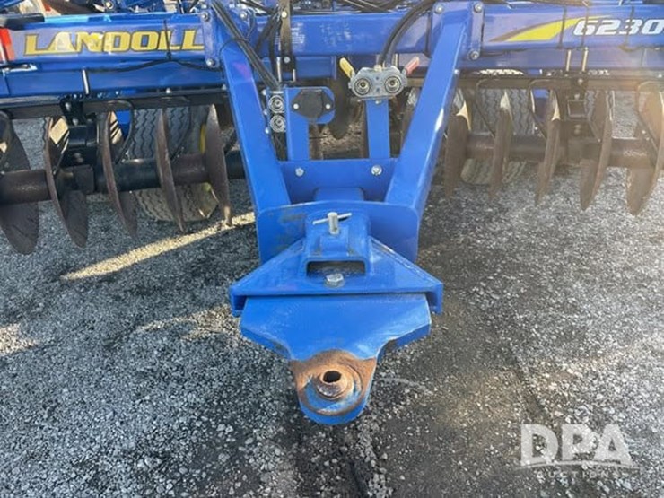 2013-landoll-6230-33-image-11