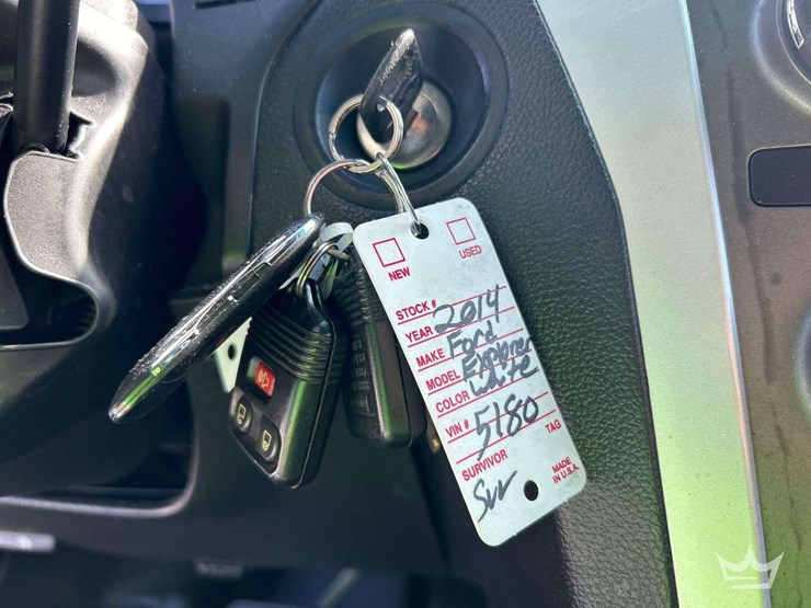 2014-ford-explorer-suv-image-27