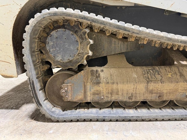 takeuchi-tl12-image-17