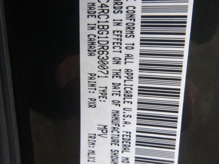 chrysler-town-&-country-image-16